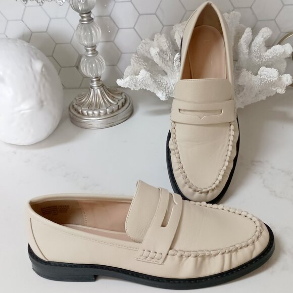 NWOT VEGAN PENNY LOAFER By LOFT SZ 10 - Picture 1 of 4